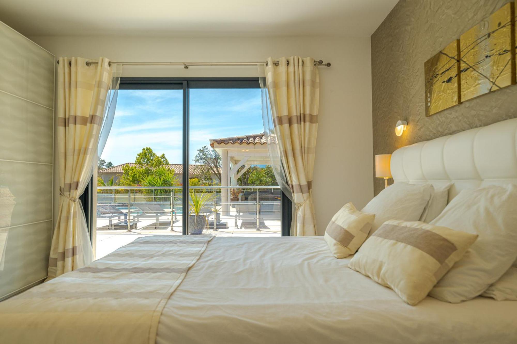 Les Arbousiers - Piscine Chauffee Securisee - 210m2 - 4 * Porto-Vecchio (Corsica)