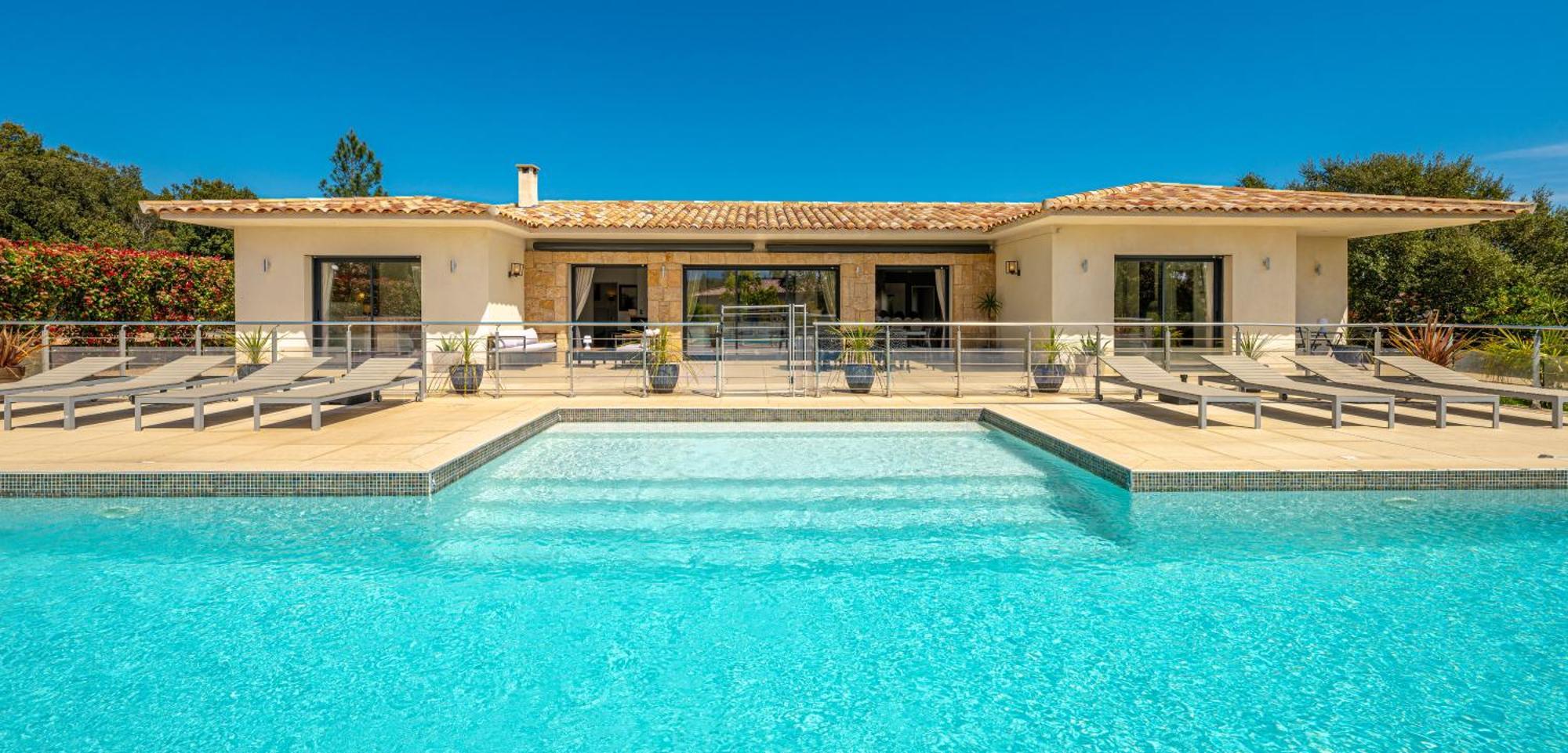Les Arbousiers - Piscine Chauffee Securisee - 210m2 - 4 *